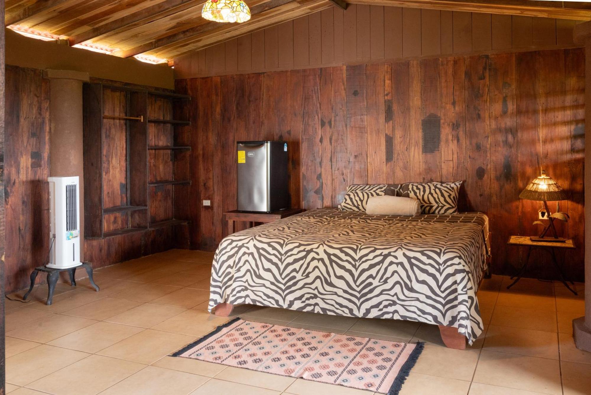 Apartamento Mountain View La Casa Santa Elena  Exterior foto
